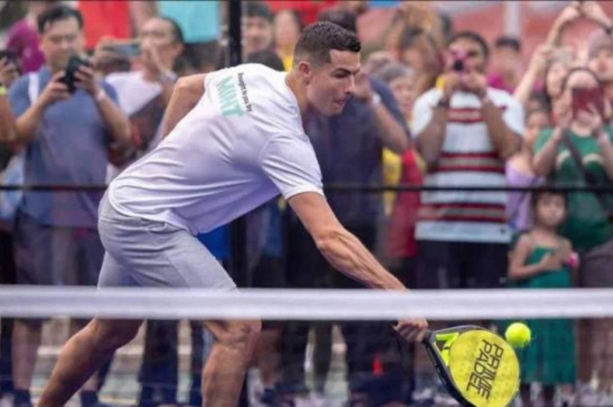 El capitán de la selección portuguesa no es el único apasionado de este deporte: más de 30 millones de personas lo practican en todo el mundo, lo que supone un aumento del 150 % en el número de jugadores durante la última década, según datos de la Federación Internacional de Pádel.