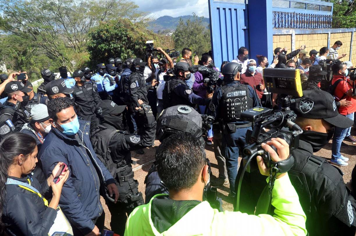 Fotos inéditas de la captura de Juan Orlando Hernández