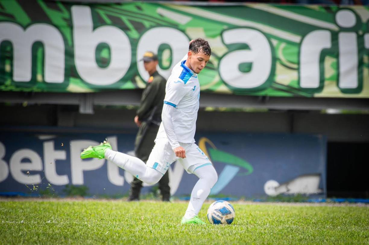 Jefry Martínez, defensa de Social Sol.