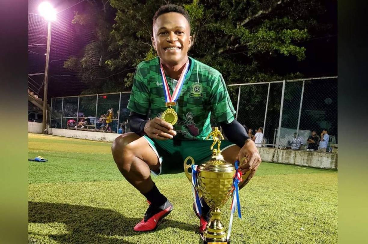 Alex Welcome es otro de los jugadores que Motagua le ofrece al Victoria por Alexy Vega.