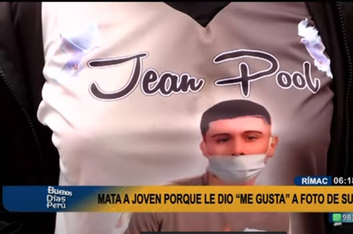 “Llega a la comisaría El Manzano por un robo agravado, tenemos grabado que llega con pistola porque los mismos efectivos dicen” afirma el padre de Jean Pool, quien ahora solo hace un llamado a las autoridades para que el asesinato de su hijo no quede en la impunidad.