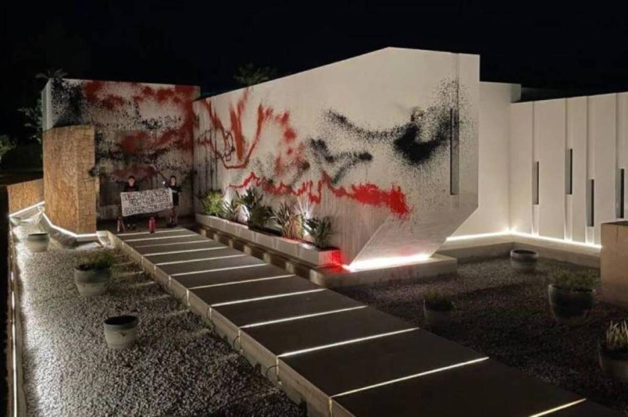 La mansión del argentino en Ibiza fue a principios del mes de agosto, totalmente destrozada por el grupo de activistas que hace llamarse ‘Futuro Vegetal.