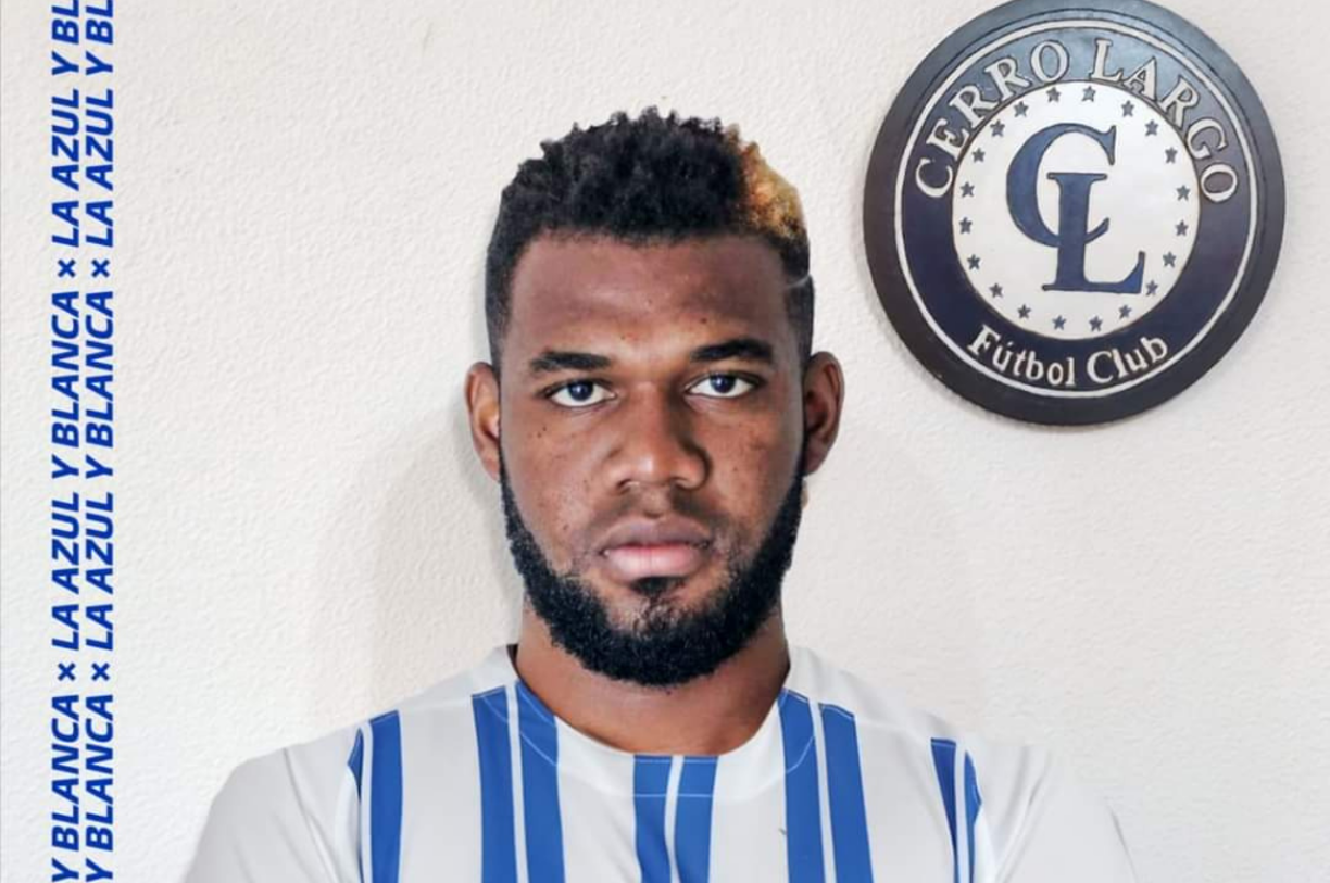 El presidente del Cerro Largo dejó en duda la continuidad de Jorge Benguché en el equipo uruguayo: “En las próximas horas estamos viendo si continúa o se corta el vínculo contractual. Depende también de Olimpia porque Jorge vino en carácter de préstamo con un monto importante si Cerro Largo quería hacer uso de compra”, dijo.