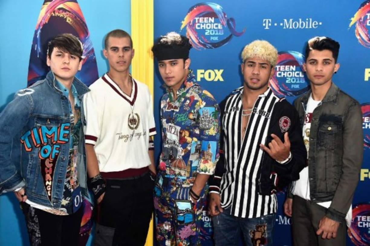 (I-D) La banda juvenil CNCO: Christopher Vélez, Zabdiel de Jesús, Joel Pimentel, Richard Camacho, Erick Brian Colón.