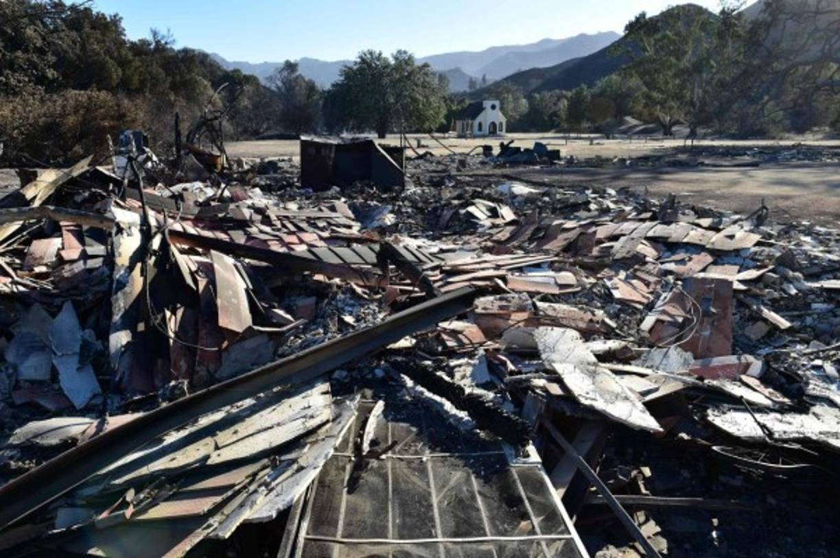 El mítico escenario, donde también se grabó La doctora Queen, Expedientes X o Weed, quedó reducido a cenizas.