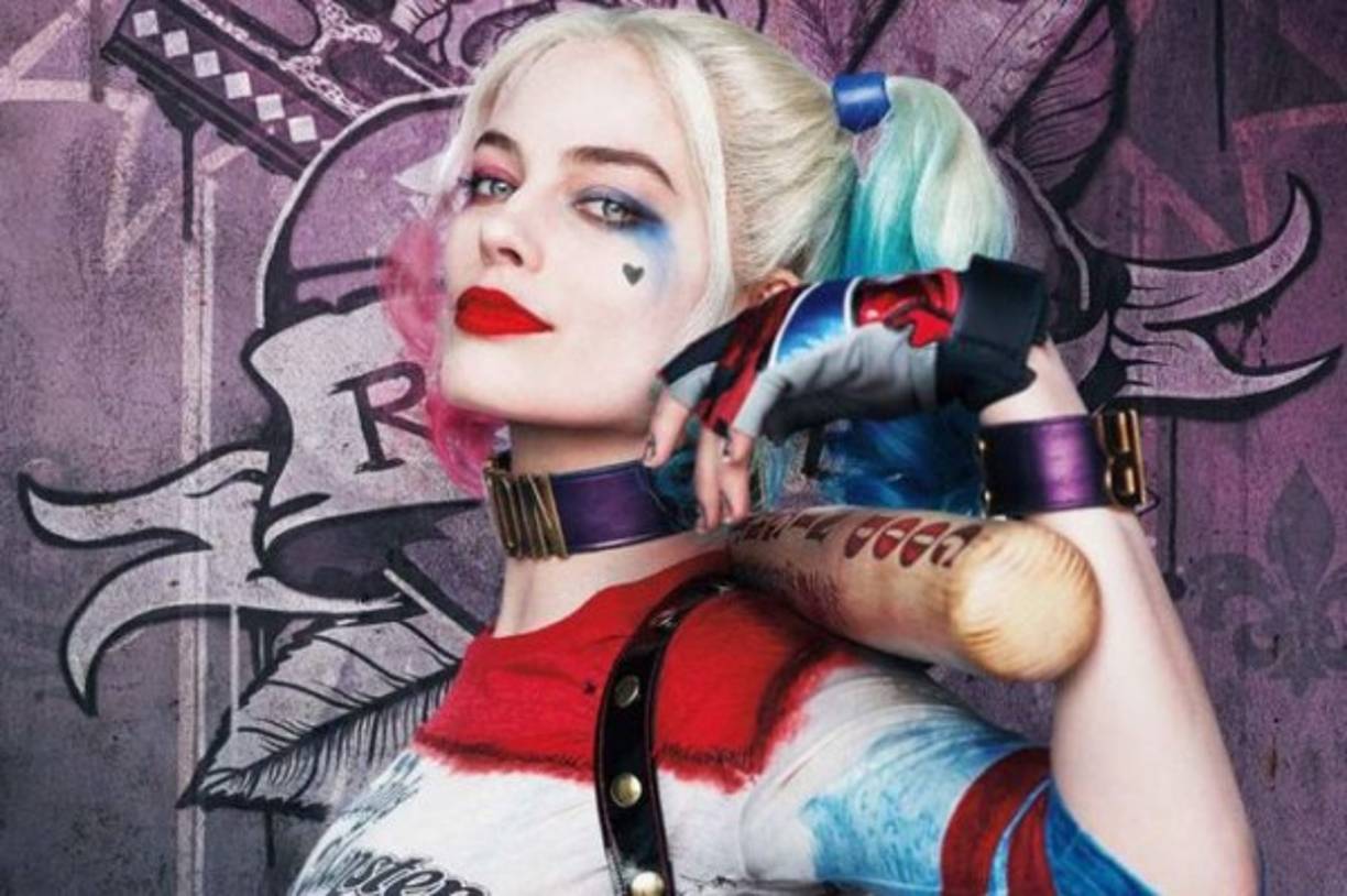 HARLEY QUINN<br/>La sexy y medio chiflada villana de 'Escuadrón Suicida', Harely Quinn es nada menos que la novia del no menos perturbado Guasón.<br/>En la película el personaje estuvo a cargo de la bella Margot Robbie.