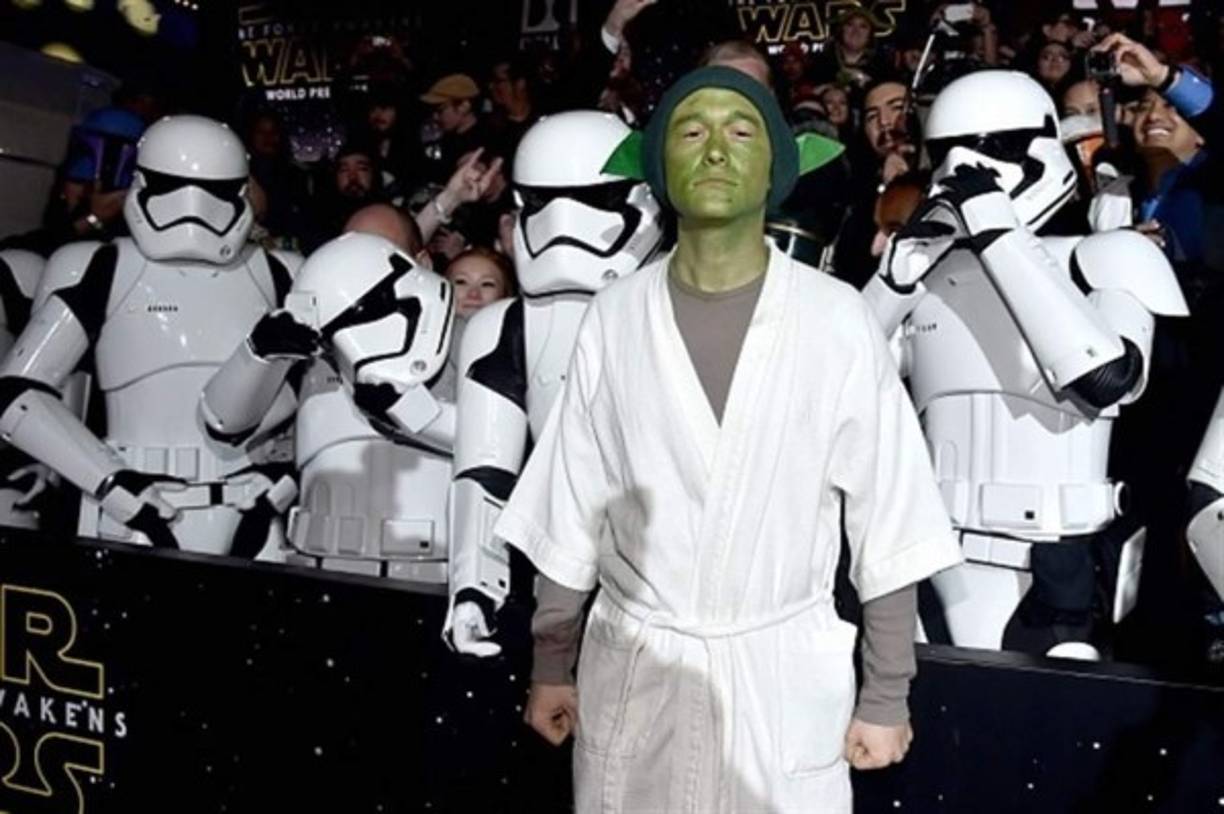 La fuerza está con Joseph Gordon-Lewitt llegó disfrazado de Yoda.