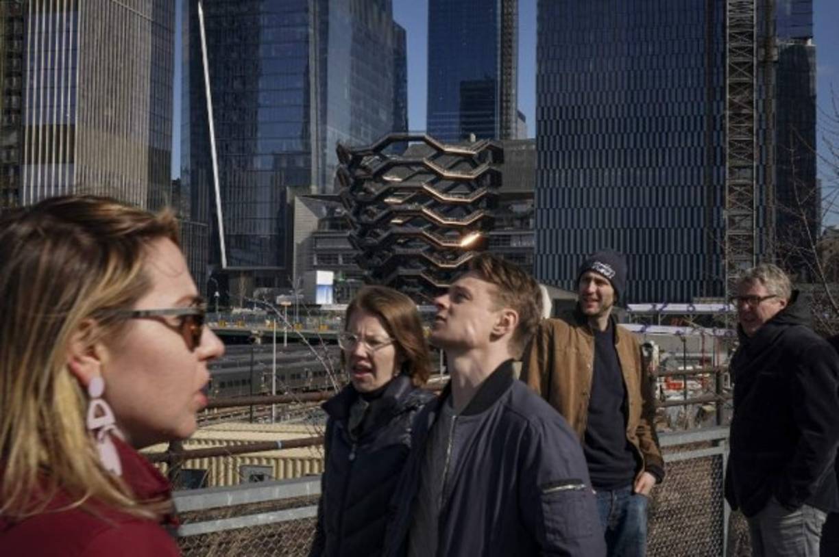 La primera fase del proyecto, impulsado por el multimillonario Michael Bloomberg, se abrió al público tras siete años de construcción y una inversión de 16.000 millones de dólares.