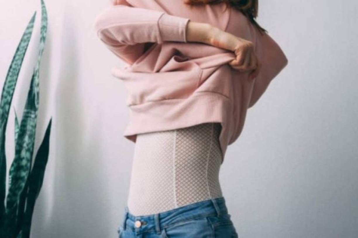 Para fortalecer tu relación amorosa en el siguiente año, debes intercambiar una prenda de ropa con tu media naranja.