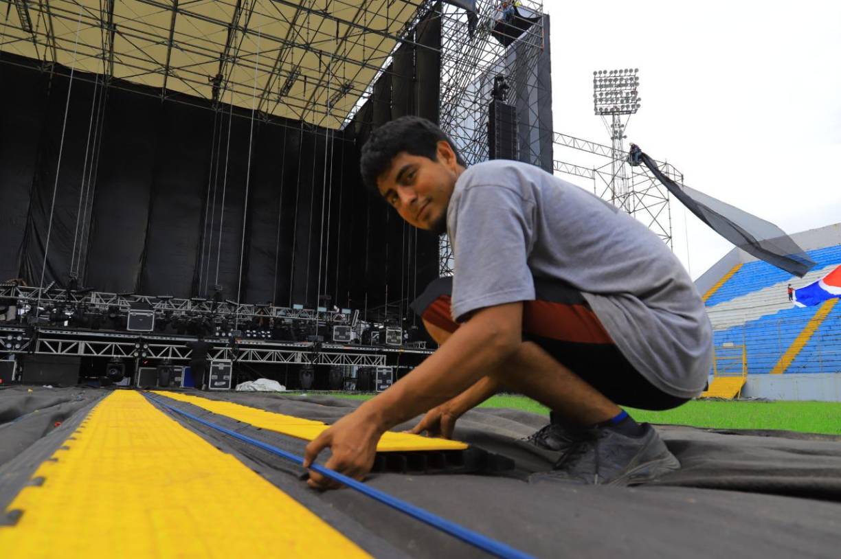 Ambos conciertos se realizan gracias a la casa productora en Vivo Producciones junto con Conciertos BAC Credomatic. 