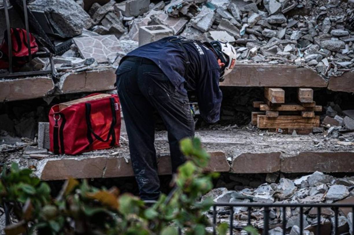 La impermeabilización bajo el borde de la piscina y la vía de acceso para vehículos (...) superó su vida útil y por lo tanto debe ser removida y reemplazada por completo', señaló en el informe el experto Frank Morabito, titular de Morabito Consultores.