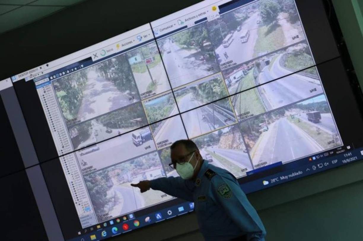 Equipo tecnológico, a través de sistema de cámaras y monitoreo satelital, es utilizado para coordinar el traslado sin incidencias.