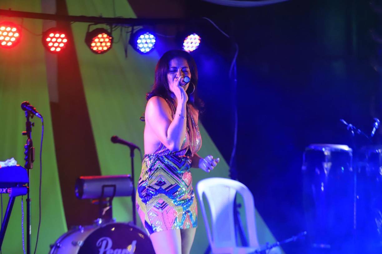 ”Qué bello” o “Nunca es suficiente” son algunos de los temas que interpretó la catracha.