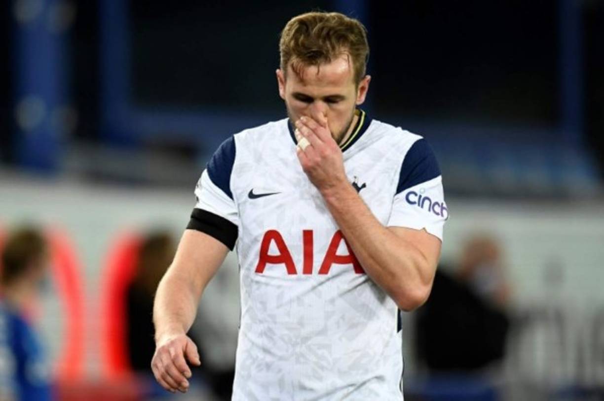 Harry Kane, delantero inglés del Tottenham, no se presentó a las pruebas médicas de pretemporada previstas por su club, según varios medios, en medio de rumores de una marcha al Manchester City. Foto AFP.