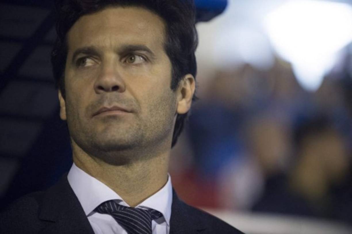 La victoria, en el primer partido de Santiago Solari como entrenador provisional tras la destitución de Julen Lopetegui, trae algo de tranquilidad a un Real Madrid que llegaba sacudido por la goleada 5-1 sufrida el domingo ante el Barcelona en Liga.