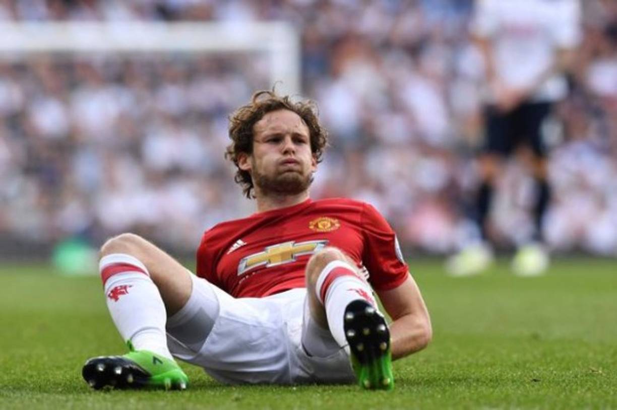 El Inter ha iniciado los contactos para fichar a Daley Blind. Según La Gazzetta dello Sport, el equipo italiano quiere reforzar la banda izquierda y ha pensado en el hijo del mítico Danny Blind, que tiene otro año de contrato con el Manchester United.