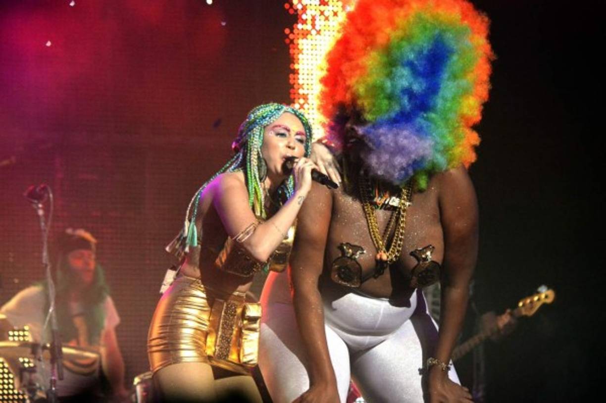 'Cuando rompieron su relación, Miley empezó a salir mucho de fiesta y a ser más provocativa. Liam es bastante conservador' cuenta una fuente cercana a la cantante.