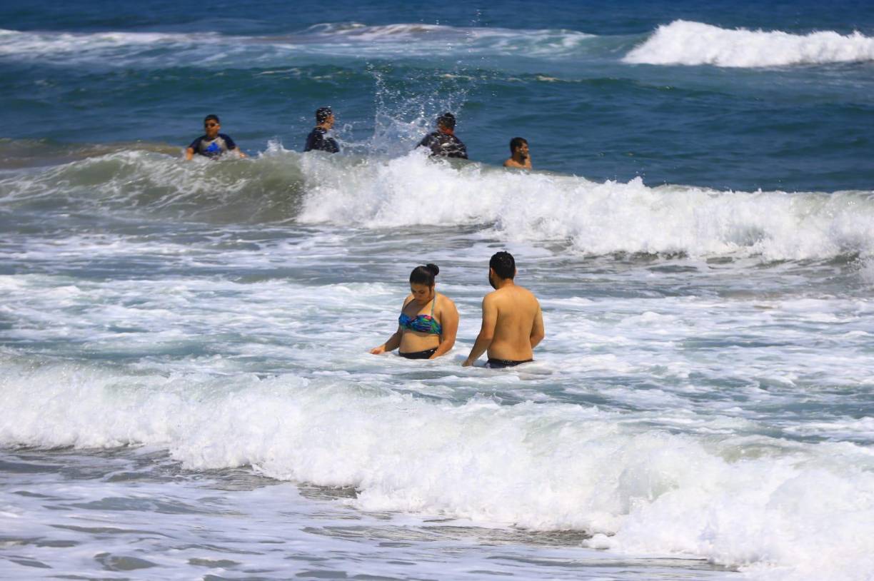 Denunciaron que el acceso está lleno de baches y podría provocar accidentes.