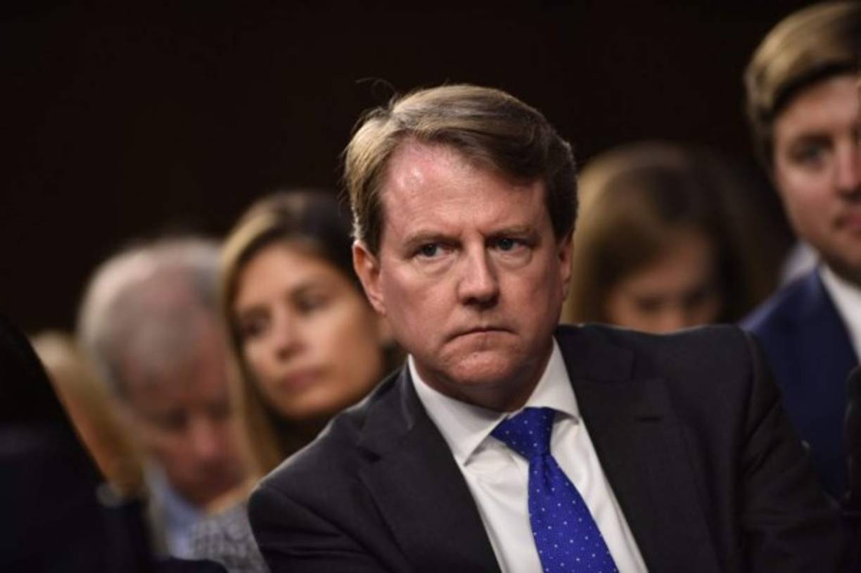 Las sospechas también recaen sobre Don McGahn, el abogado de la Casa Blanca que anunció su renuncia la semana pasada.