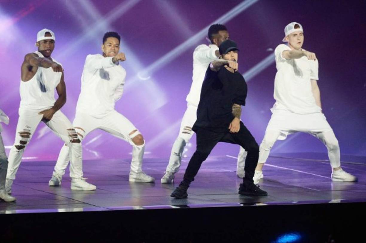 Justin Bieber terminó hasta llorando en su participación.