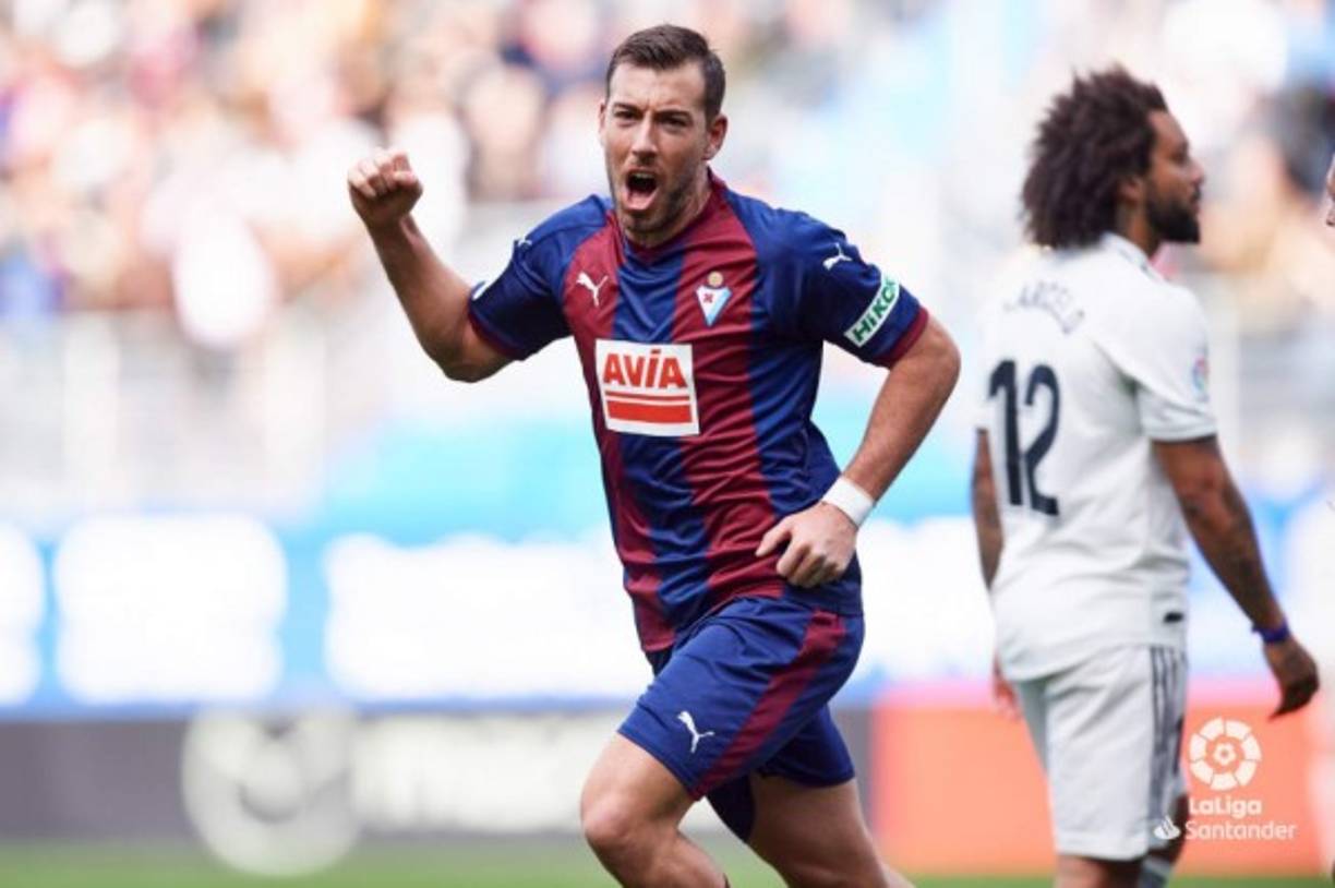 Sergi Enrich hizo el segundo gol del Real Madrid tras un errorazo de Álvaro Odriozola.