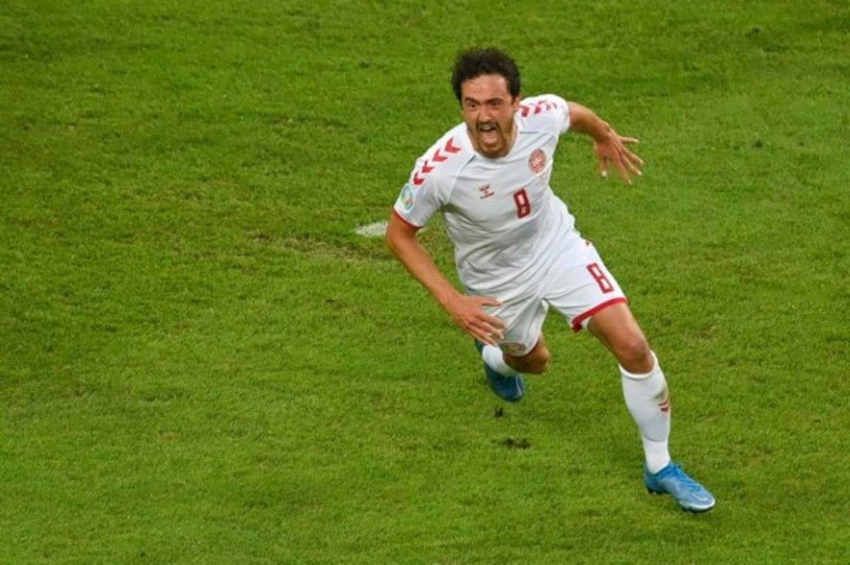 El Sevilla FC y el Borussia Dortmund han llegado por fin a un acuerdo por el centrocampista danés Thomas Delaney. Foto AFP.