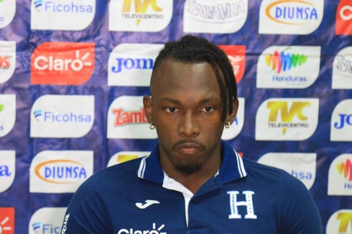 Alberth Elis: Será otro de los delanteros de Honduras ante Chile. Juega por la bandas, milita en el Houston Dynamo de EUA.