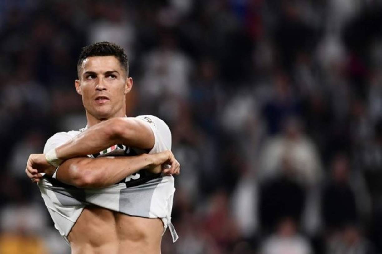 Debido a la fuerte presión que recibió por parte de 'representantes' del entorno de Ronaldo, Mayorga acordó cerrar el caso 'a cambio de un pago de 375.000 dólares y un acuerdo de confidencialidad' para no desvelar el altercado, apunta la demanda.