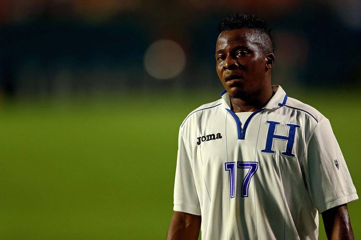 Marvin Chávez - El ‘Hijo del viento’ también ingresó de cambio en aquel partido cuando el marcador ya estaba 1-2 a favor de Honduras, lo hizo en lugar de Carlo Costly. Con ya 40 años de edad, se retiró en 2022 con el desaparecido Cedritos FC de la segunda división de Honduras.