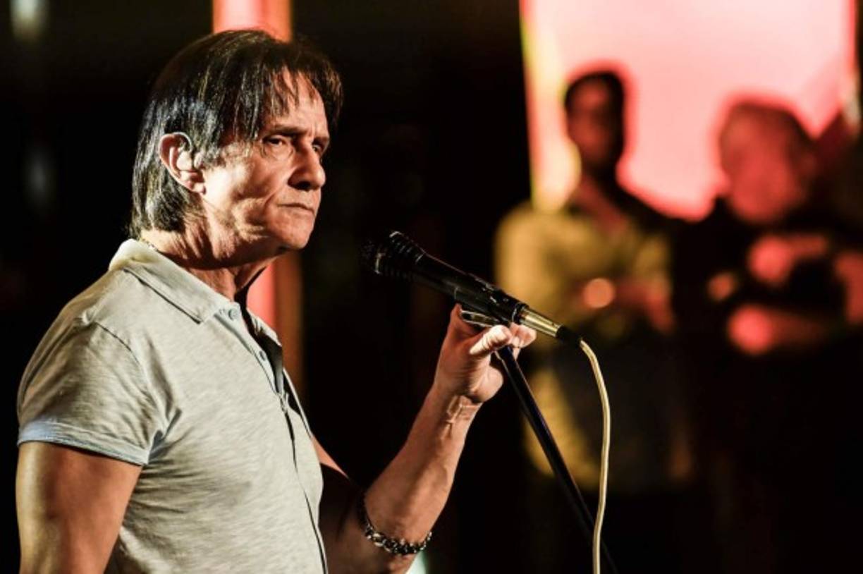 El cantante brasileño Roberto Carlos.