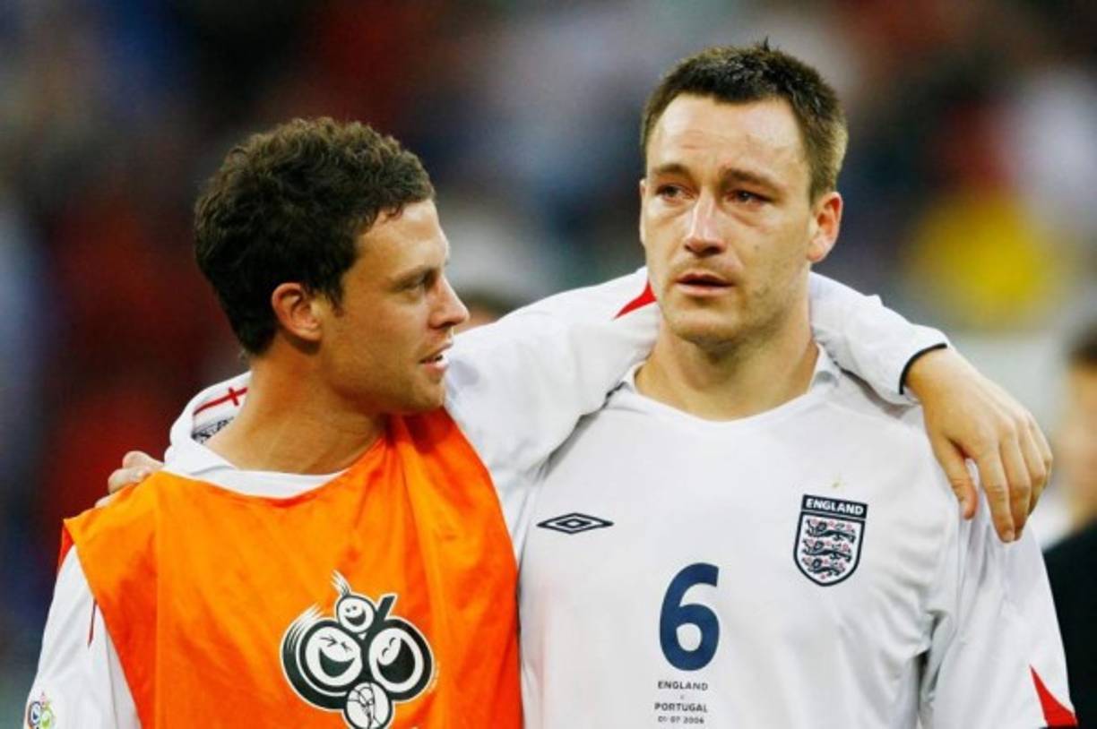 El zaguero central John Terry encabezó uno de los grandes escándalos al serle infiel a su esposa con la pareja de su excompañero en el Chelsea y en la Selección de Inglaterra, Wayne Bridge.