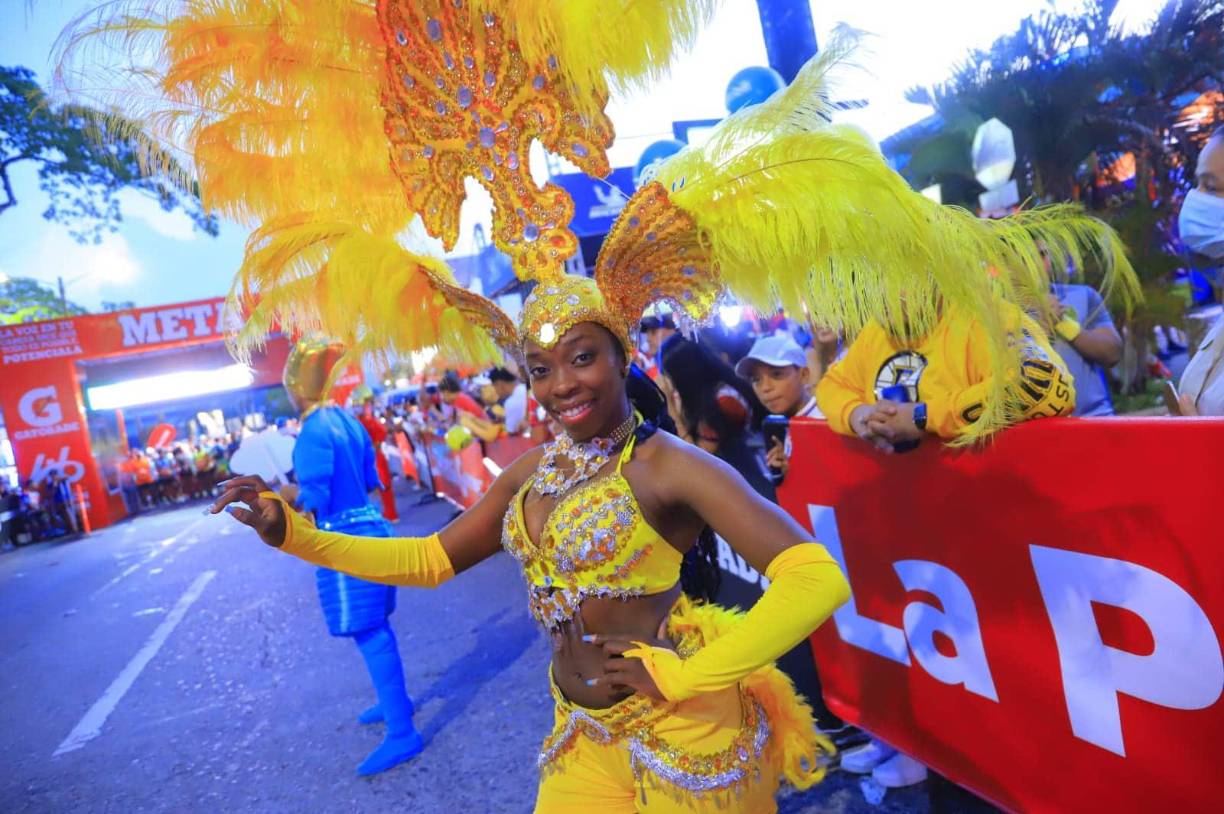 Otra de las modelos que engalanó la 46 edición de la Maratón de Diario LA PRENSA.