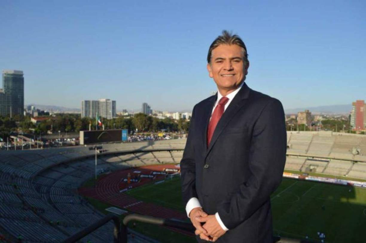 Jorge Sánchez: Comentarista deportivo que se quedó en Televisa Deportes. 'Con la partida de mis compañeros hemos tenidos días muy tristes. Les deseo el mejor de los éxitos, se les quiere', fue el mensaje del periodista para sus ex compañeros despedidos.