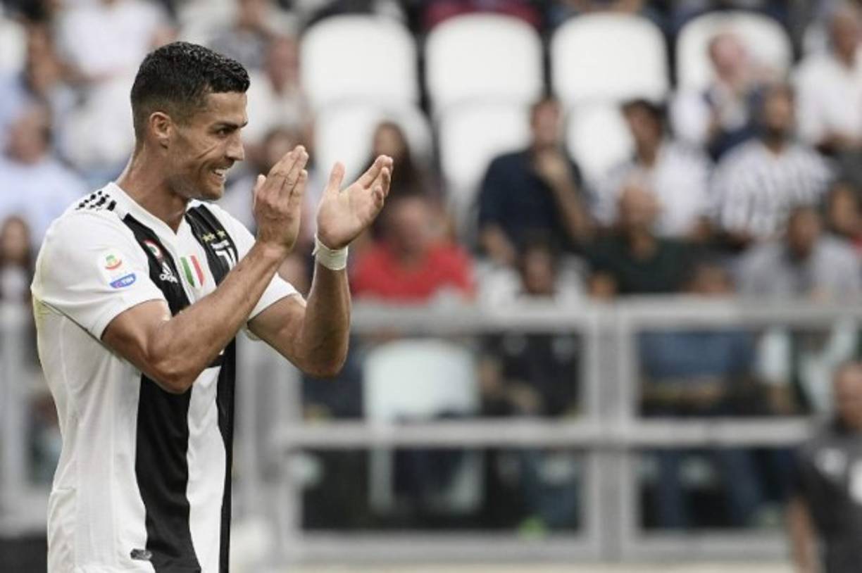 Cristiano, que había marcado en sus estrenos como local con el Sporting Lisboa y el Real Madrid, realizó otra prestación positiva y rozó el gol en dos ocasiones claras, pero todavía tendrá que esperar para celebrar sus primeras dianas en la Serie A.