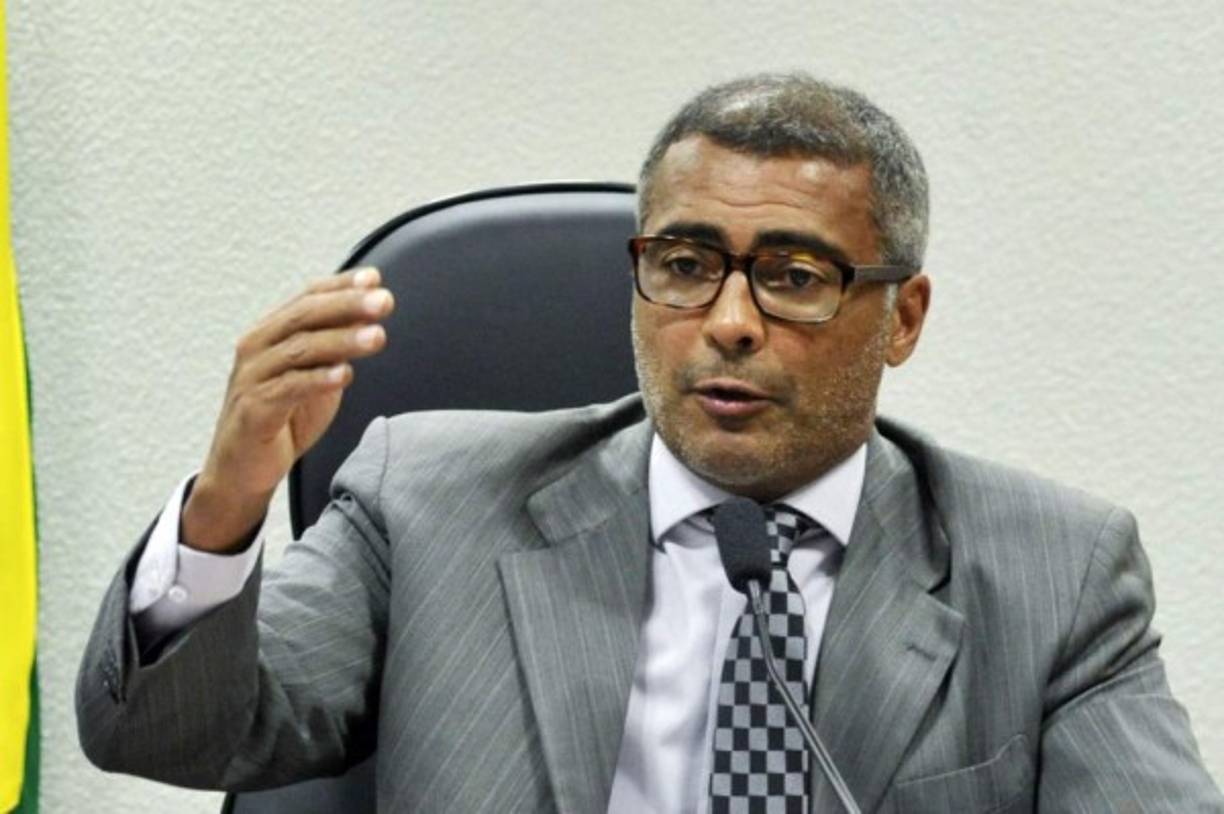 Romario<br/>En 2009, el legendario delantero brasileño fue condenado en su país a dos años y medio de trabajos por la comunidad y a una multa de 151.000 euros por fraude fiscal. A pesar de sus casos judiciales, fue elegido diputado en las elecciones de 2010, y senador cuatro años después.
