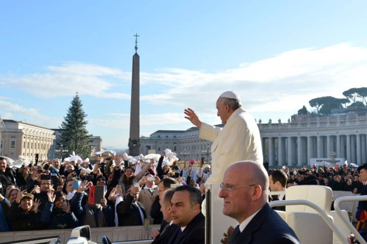Se dice pronto: 78 años. Esa es la venerable edad que hoy cumple Francisco, y que sin embargo no le impide desplegar una increíble actividad.