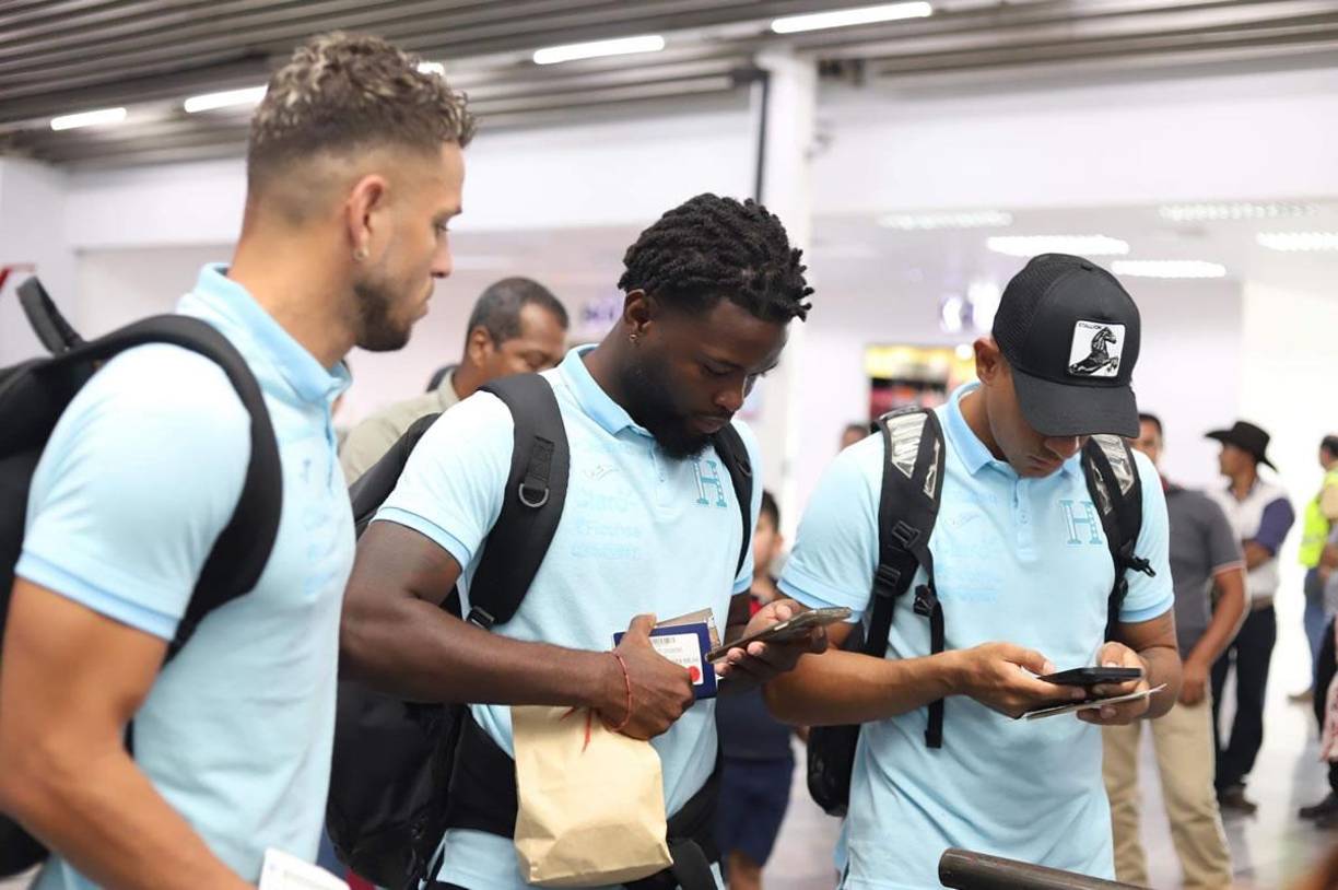 En el último instante, Elison Rivas se unió de emergencia a la concentración de la Selección de Honduras para viajar a República Dominicana.