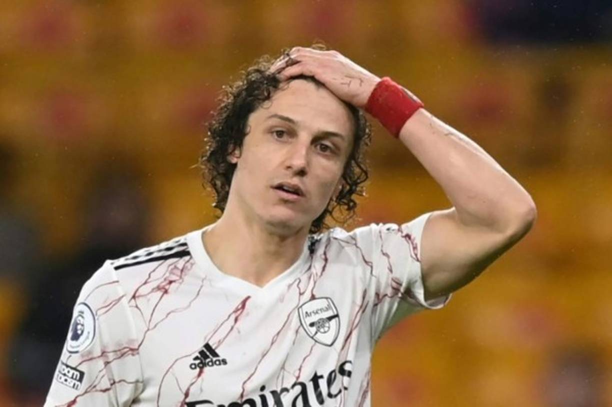 El defensor brasileño David Luiz se encuentra como agente libre tras no renovar con el Arsenal. Desde Record lo sitúan en Flamengo de Brasil. Foto AFP.