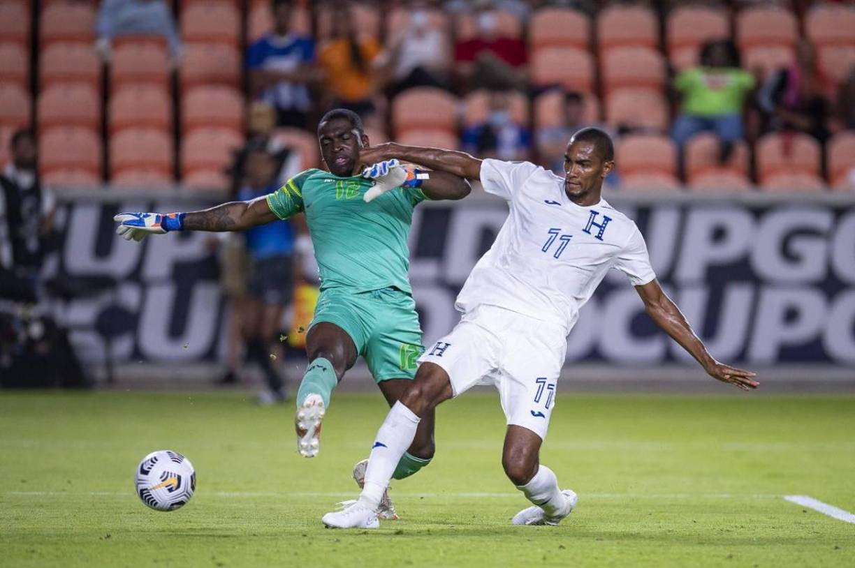 Jerry Bengtson, Rubilio Castillo y Edwin Solano son las opciones que tiene Honduras en ataque.