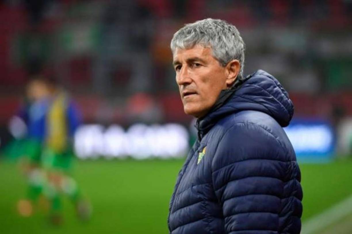 Quique Setién: 'Por supuesto que me gustaría entrenar al Barcelona', fueron las palabras del entrenador en el pasado mes de mayo. Muchos aficionados del Barcelona en España lo quieren como reemplazo de Valverde.<br/>
