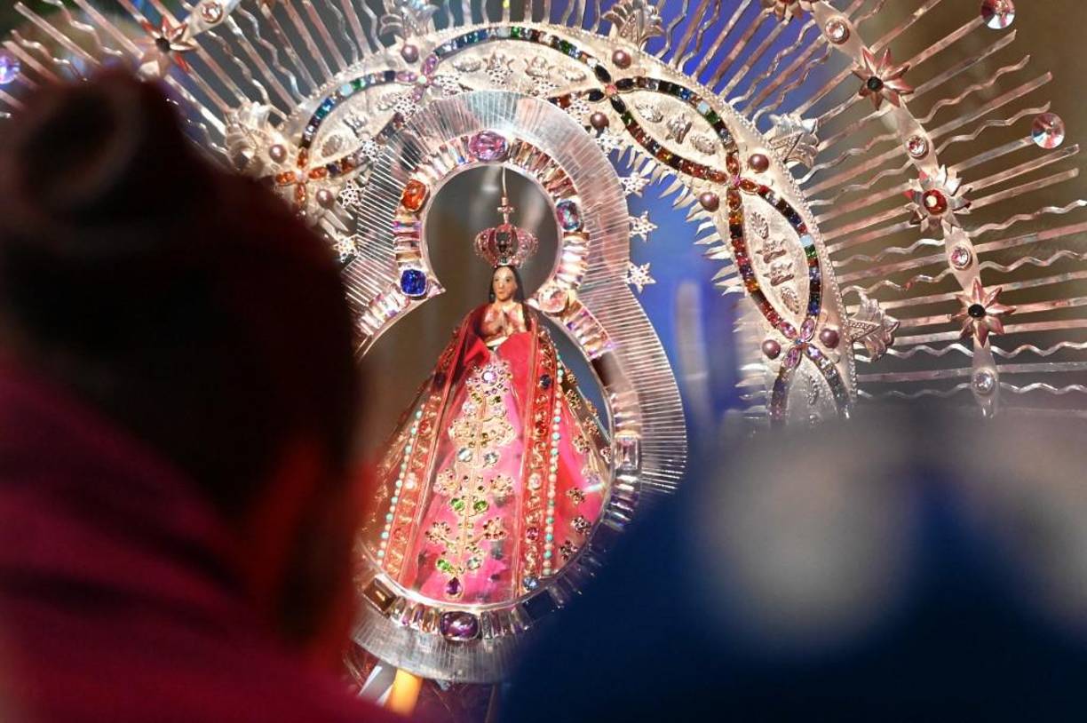 Hondureños conmemoran 277 años de la Virgen de Suyapa