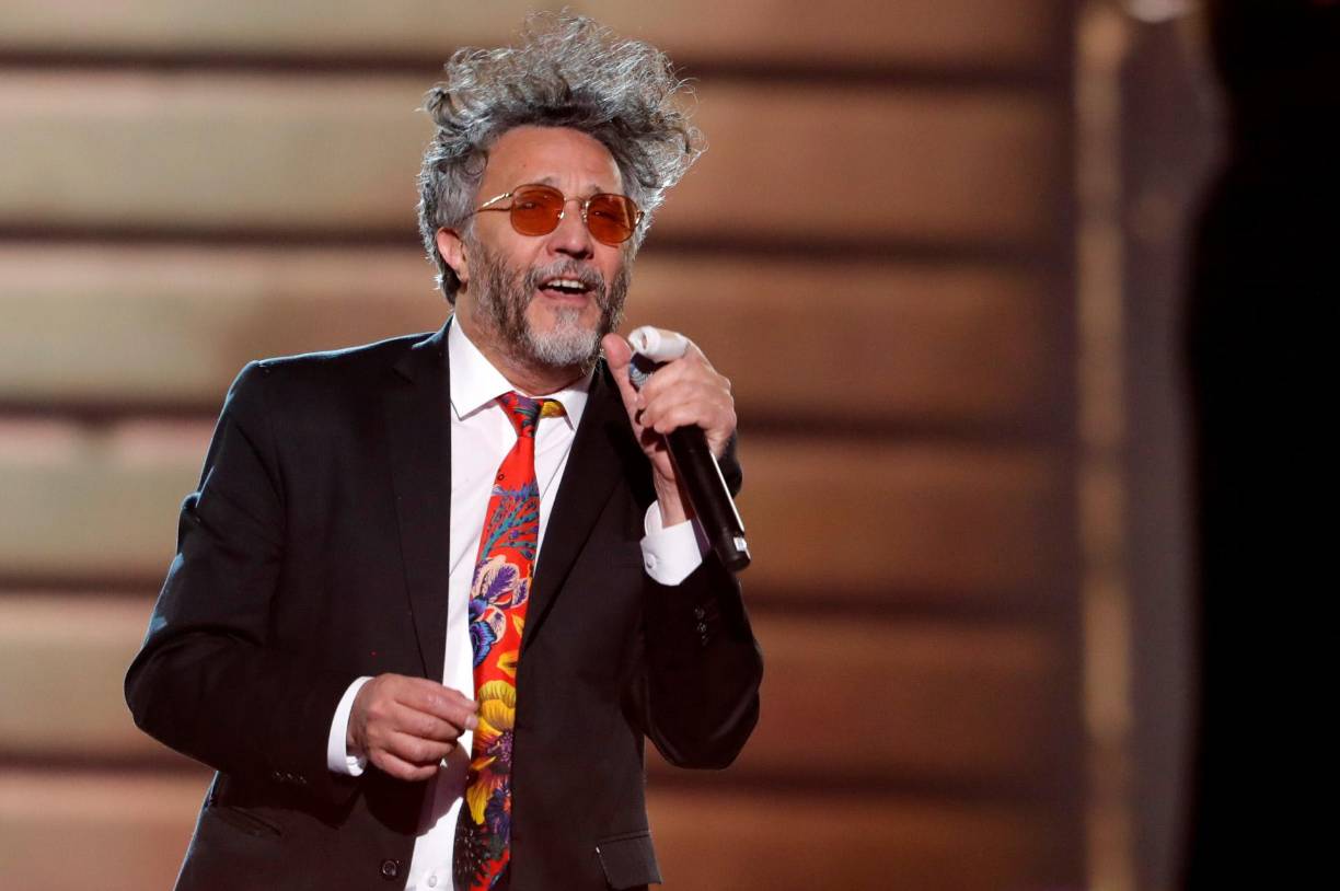 “Queremos transmitir tranquilidad Fito se encuentra recibiendo la atención médica adecuada y está en proceso de recuperación. Agradecemos profundamente la comprensión y el apoyo en este momento”, señala el comunicado.