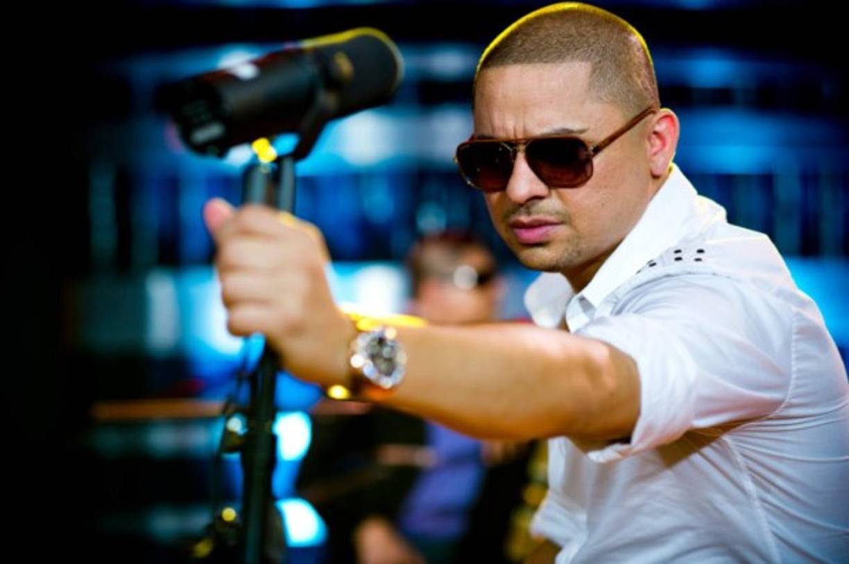 Muchos esperan que se revele un video donde se ve como lastiman al promotor de evento. ¿Es Larry Hernández inocente?