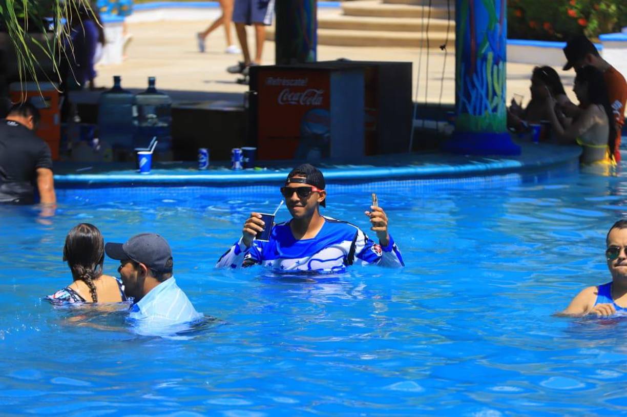 Desde todas las regiones de Honduras, en excursiones y vehículos particulares, hondureños disfrutan de la Semana Santa 2023. 