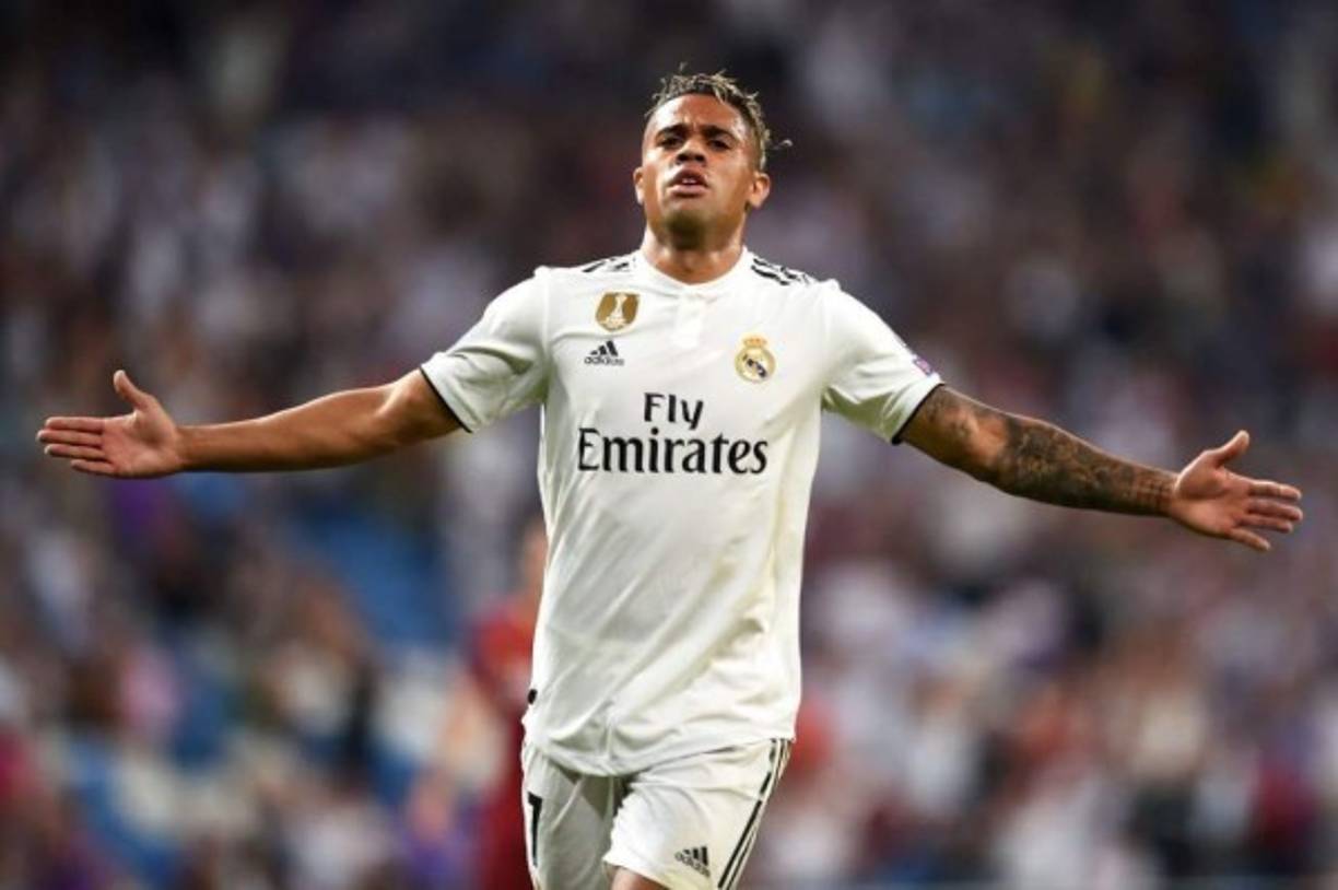 Mariano Díaz es el delantero suplente con el que cuenta Zidane para la próxima temporada. Jugó 13 partidos en la campaña anterior y marcó tres goles.