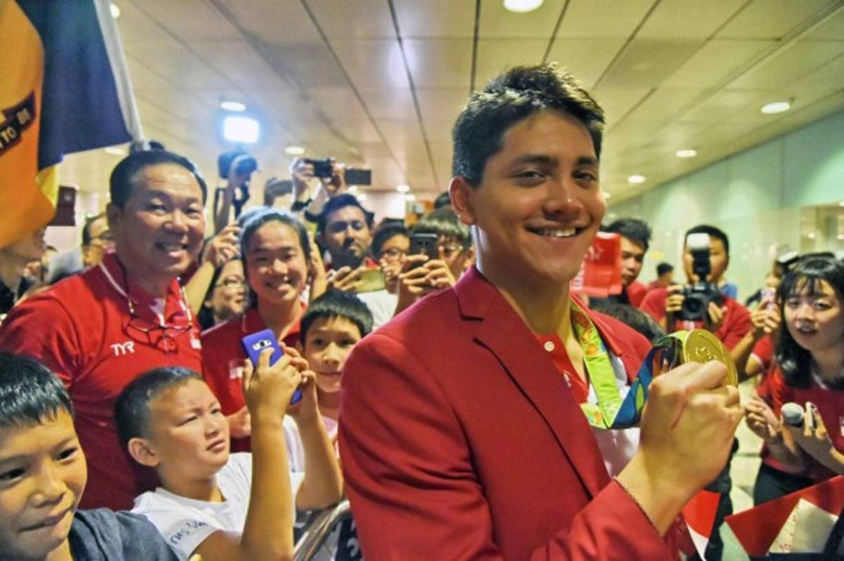 El joven nadador tendrá una reunión con representantes de su Gobierno que han organizado varias actividades para celebrar su medalla de oro.