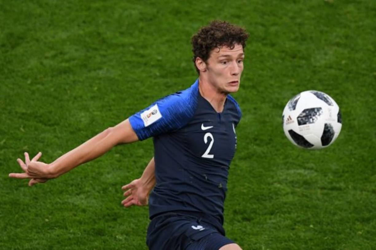 El lateral derecho de Francia será Benjamin Pavard (Stuttgart).