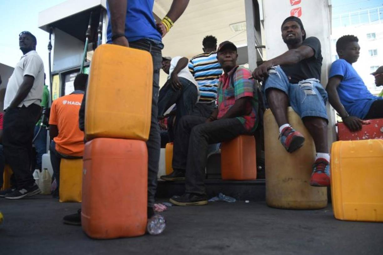 Moise, es un ex empresario de 50 años, irrumpió en la política hace dos años con un discurso populista que prometía sacar de la pobreza a la isla caribeña.<br/><br/>Su prédica estaba apoyada en sus antecedentes como empresario. Sus emprendimientos abarcaban tratamiento de aguas, el sector de la energía y la producción agrícola. <br/><br/>Esto último le valió ser llamado 'El hombre banana' ('The banana man')<br/><br/>