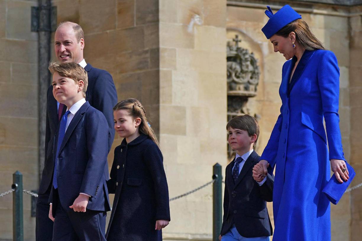 La familia de William y Kate acaparó la atención mediática durante el recorrido de este domingo.