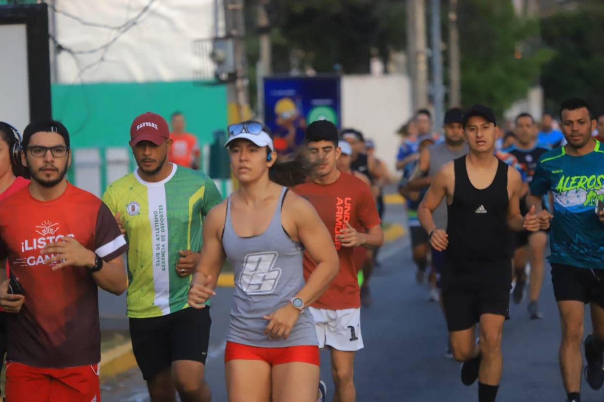 Reconocimiento de la ruta 10.5 kilómetros de la Maratón de LA PRENSA. Fotografías: La Prensa / Melvin Cubas. 